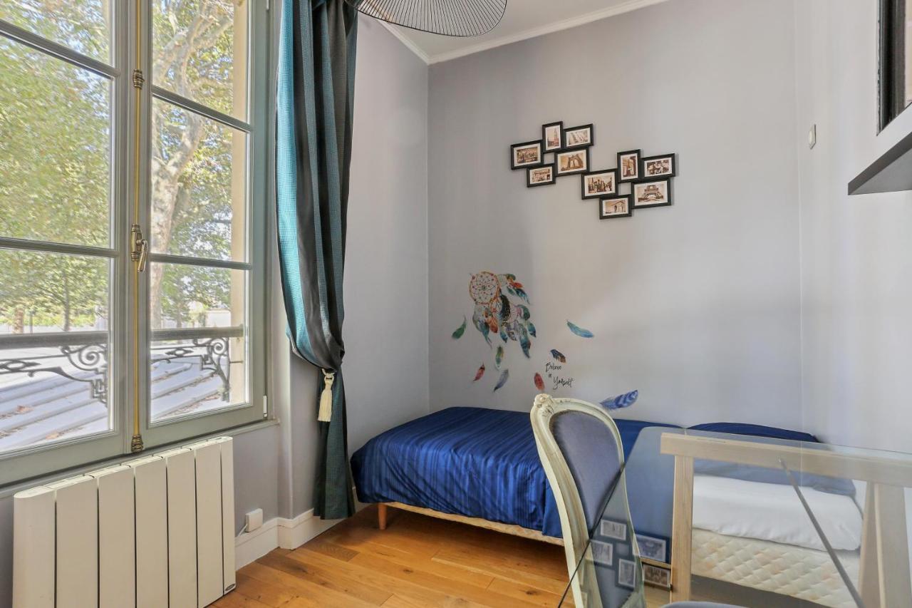 Ferienwohnung Aux Loges De L'Orangerie Versailles Exterior foto